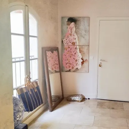 Le Hors-saison - Charme Et Art A Apartmán Pézenas